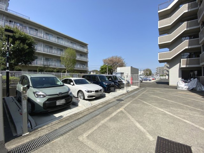 【駐車場】 | 【売主直売】シャルマンコーポさがみ野 | 駐車場です。