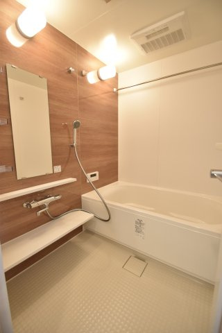 大阪市都島区中野町２丁目の賃貸マンションの浴室
