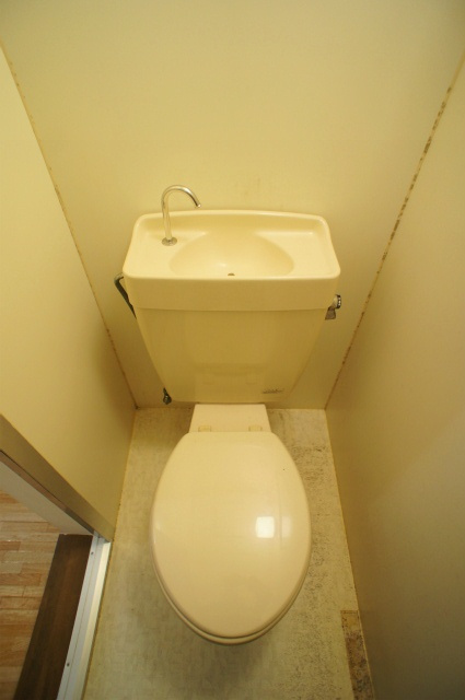 サンライズ上津Ⅱのトイレ|ゆったりとした空間のトイレです