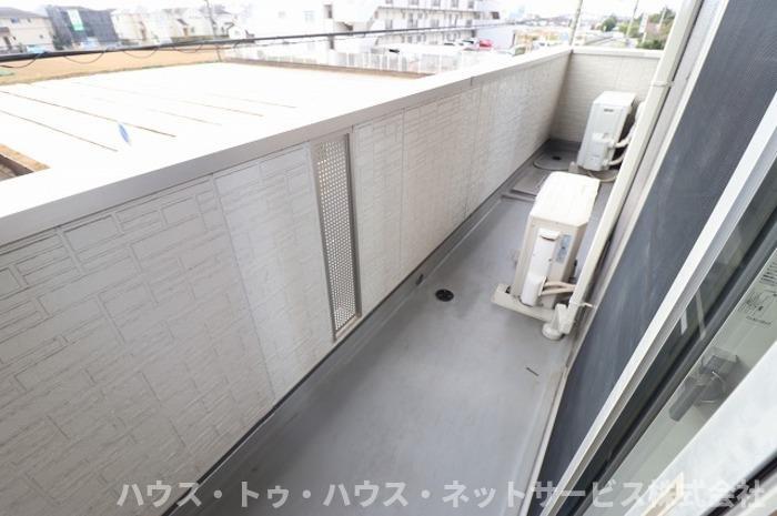 ルーエ　Ａのバルコニー