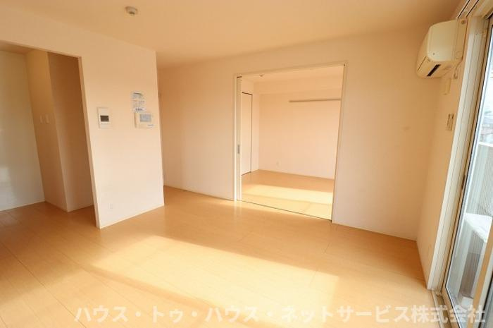 ルーエ　Ａの居間・リビング