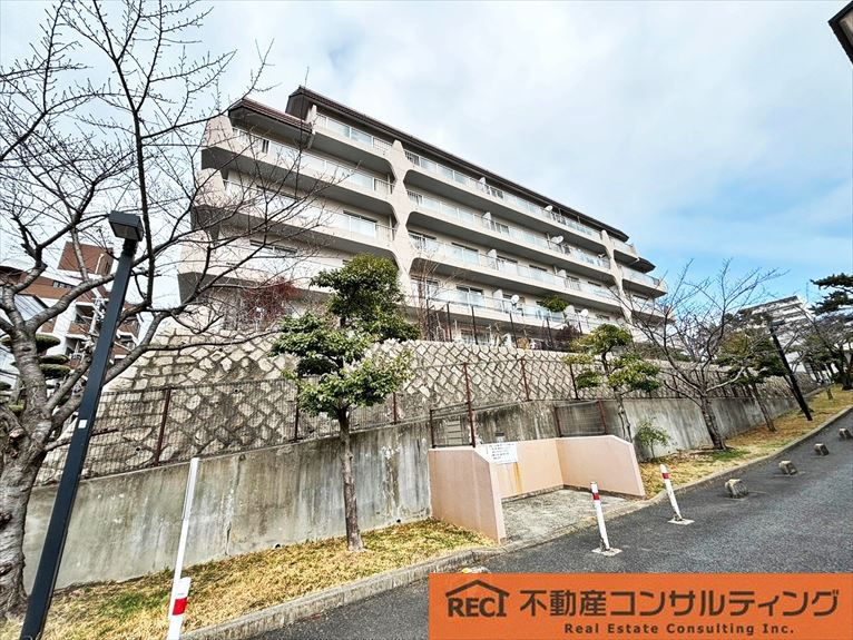 ルネ住吉川の外観