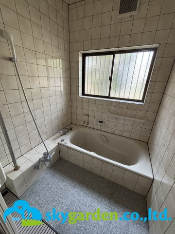 小田原市久野　中古戸建の浴室