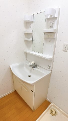 K・S HOUSE　の独立洗面台