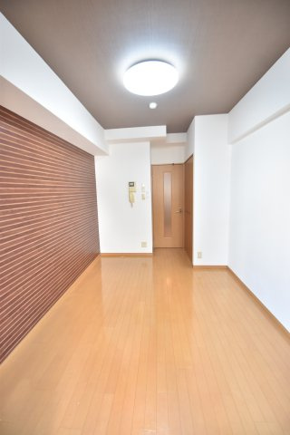 大阪市都島区東野田町１丁目の賃貸マンションの居間・リビング