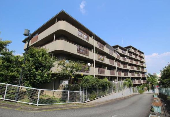 日興千里丘スカイマンションA棟の外観|外観もきれいです