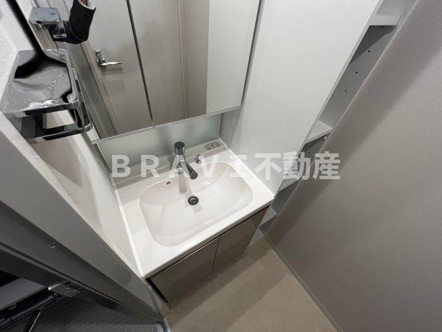 ルフォンプログレ堺筋本町タワーレジデンス BRAVI不動産の独立洗面台