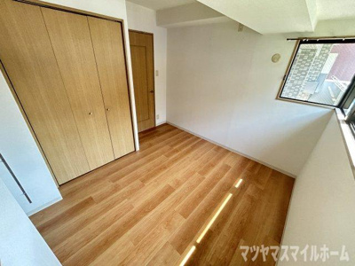 【寝室】 | エスリード鴻池