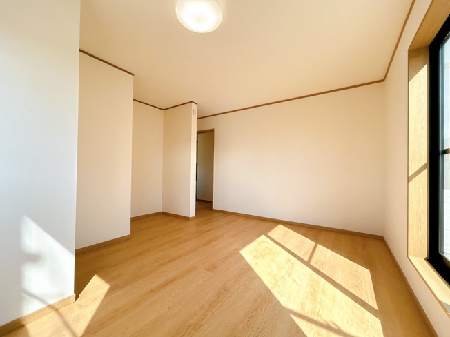 【洋室】 | 鴻巣市箕田　中古戸建