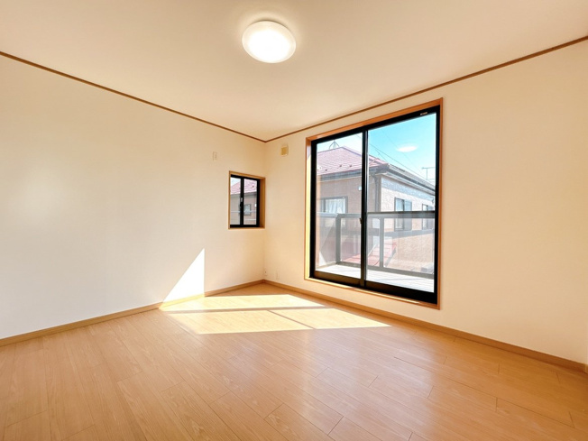 【洋室】 | 鴻巣市箕田　中古戸建