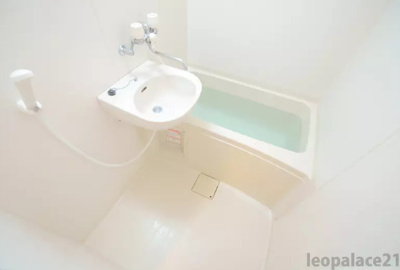 【浴室】 | シンシア