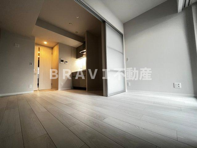 ルフォンプログレ堺筋本町タワーレジデンス BRAVI不動産の洋室