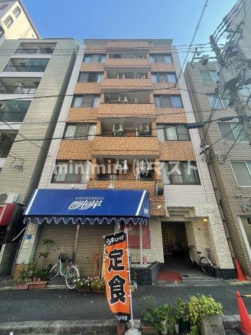 コスモハイツ阿波座の外観