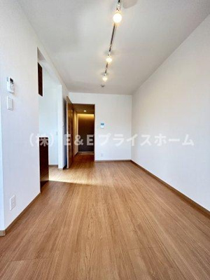 【居間・リビング】 | リアンレガーロ平尾ステーション