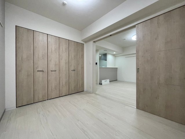 ラ フェリーチェ難波の洋室