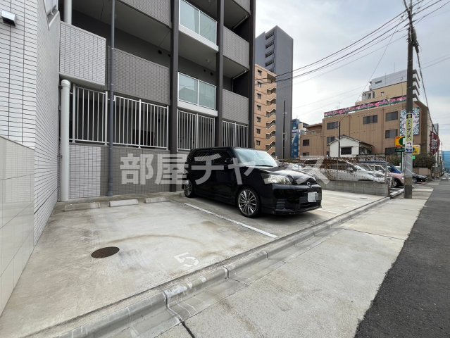 Avantiの駐車場|カースペースがあります