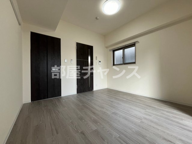 Avantiの寝室|落ち着いた色調の寝室です