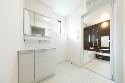 【独立洗面台】 | 津市芸濃町椋本《8号棟》 | 1階