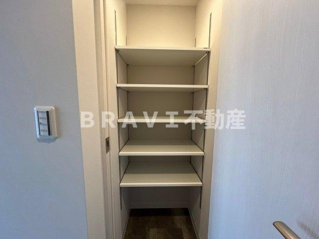 ルフォンプログレ堺筋本町タワーレジデンス BRAVI不動産の収納