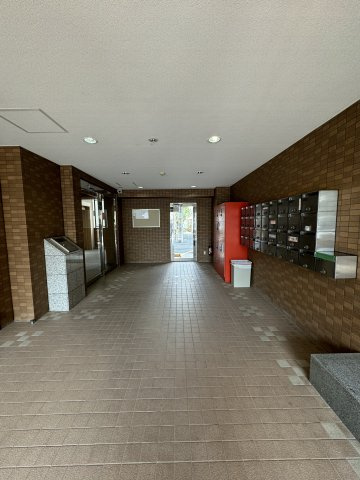 CBヒルズのロビー