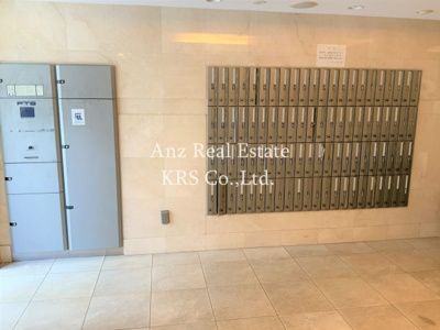 【その他共用部分】 | アーデンタワー西本町 | 大切な荷物の受け取りに便利な宅配ボックス設置！