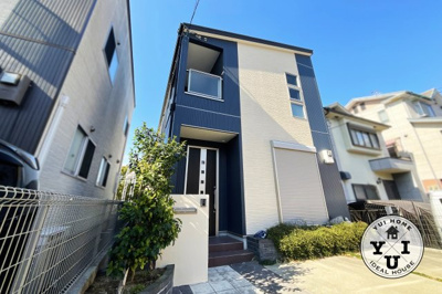 【外観】 | 宇治市六地蔵紺屋町　中古戸建 | 最寄り駅は『地下鉄六地蔵』徒歩6分。他にも『JR六地蔵駅』徒歩7分、『京阪六地蔵駅』徒歩8分と3Wayアクセス可能でお出かけに便利です。