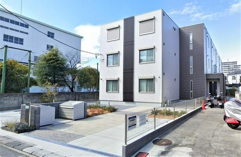 ＦＡＩＲＦＩＥＬＤ　ＣＯＴＴＡＧＥの外観