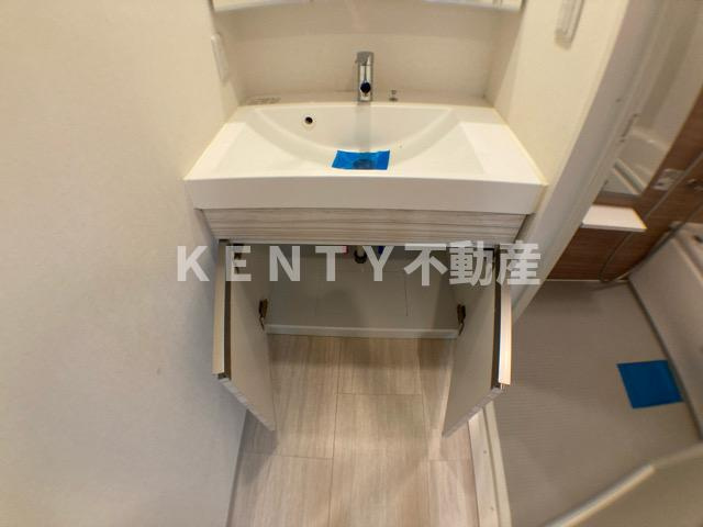 【独立洗面台】 | ルフォンブランシェ品川南大井 | 使いやすい独立洗面台です