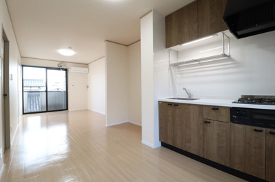 【居間・リビング】 | ヴィラ・ベルデベル A