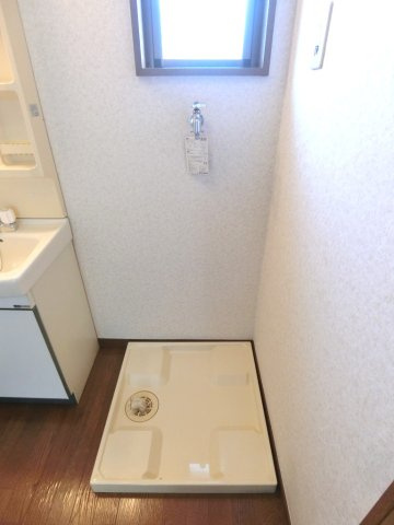 【設備】 | コーポ坂上 | 室内洗濯機置き場