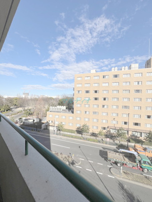  | メゾン・ド・トルティ | 目の前に公園がある開放感のある眺望