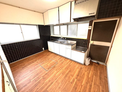 【居間・リビング】 | 南若園戸建