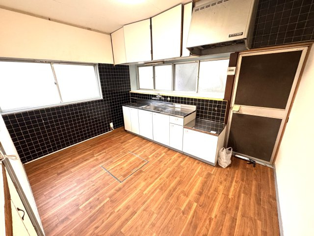 【居間・リビング】 | 南若園戸建