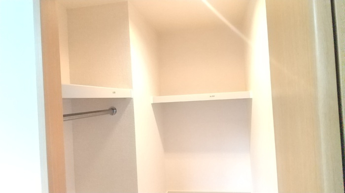 セジュール野口の設備|ウォークインクローゼット 内部