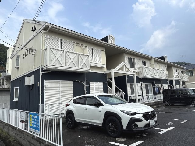 ヒルズ青山の外観