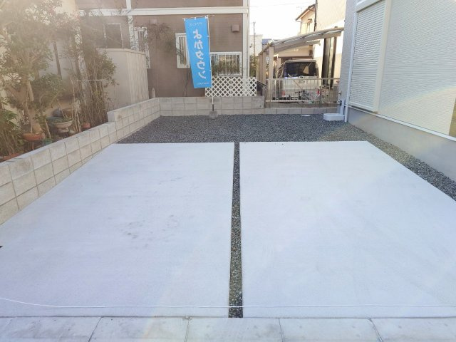 ーFITーフィットー小倉南区下曽根3丁目２期　【小倉南区　新築戸建て】の駐車場|駐車スペースも広々♪　【小倉南区　新築戸建て】