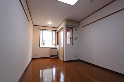 【洋室】 | キャッスルA