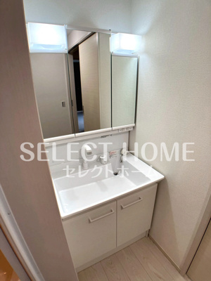 【独立洗面台】 | 岡崎市八帖南貸家 | 独立洗面台で身支度をすべて済ませてしまいましょう