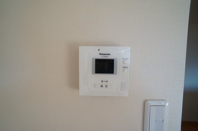 ミリカルブラⅡのセキュリティ|TVモニターホンです
参考、同建物・反転間取りの号室