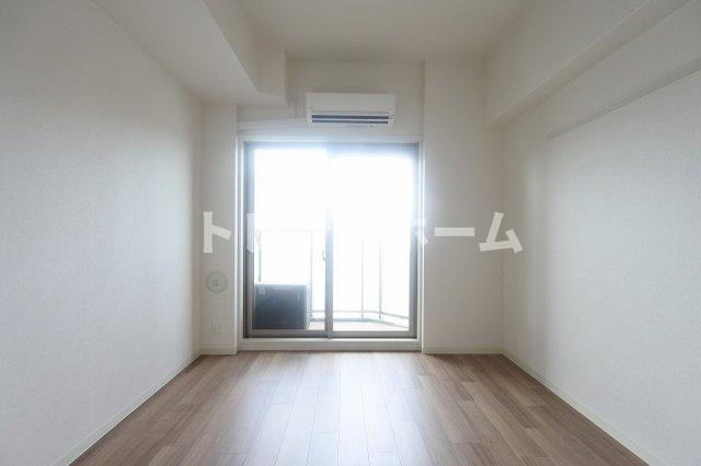 プレミアムコート阿波座WESTの居間・リビング|選べる家電プランあり！！