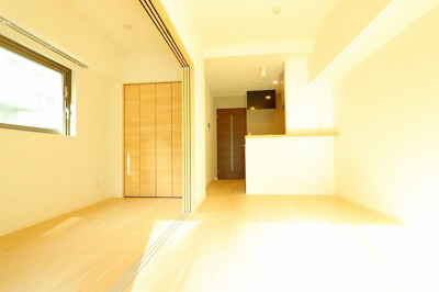 【居間・リビング】 | WISTERIA大橋HILO | 別号室の写真になります。現況優先。