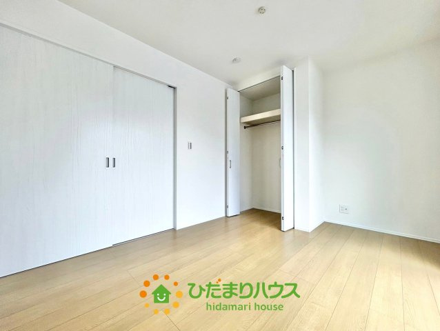 杉戸町堤根　新築一戸建て　03　クレアスタウンの収納|クローゼット付きでコートや制服などもシワを付けずに収納できます。
