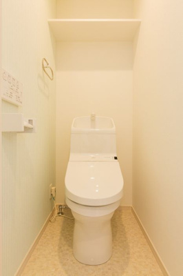 【トイレ】 | ジュネス香椎駅東 | 別号室の写真になります。現況優先。