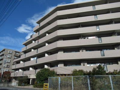 【外観】 | ヴイルアンシヤン鎌倉 | 建物外観：マンション外観     （2023年12月撮影）
