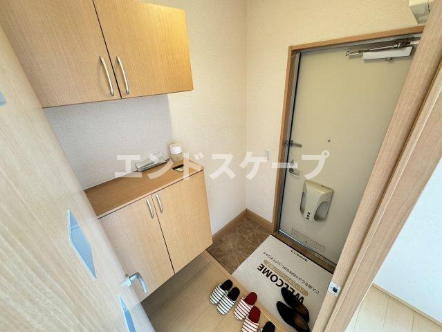 パルテールの玄関|高崎、前橋、伊勢崎エリアのお部屋探しはエンドスケープまで！お客様の理想お聞かせ下さい♪