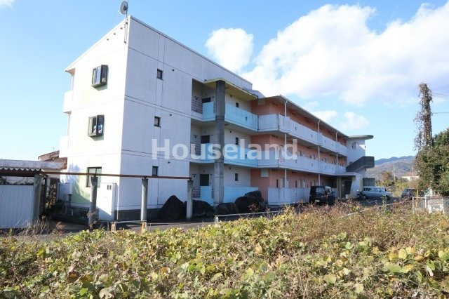 ナースヒル青華の外観