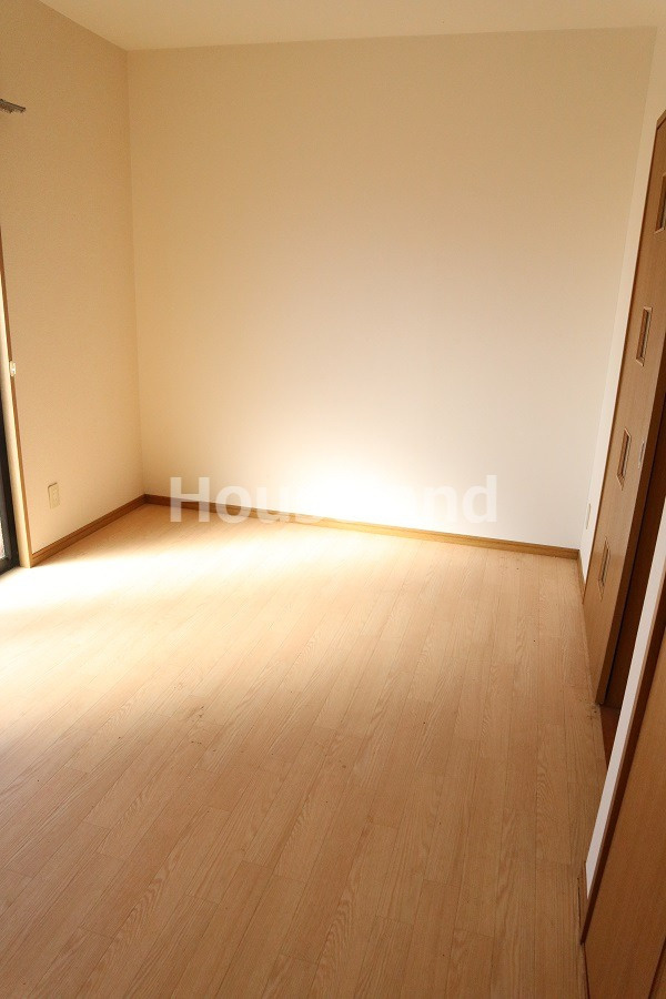 ナースヒル青華の居間・リビング