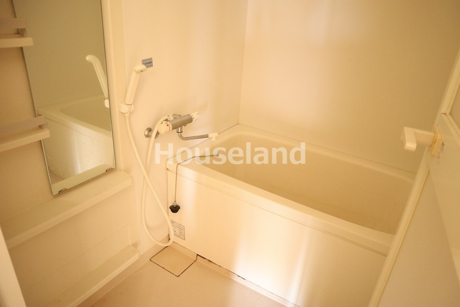 ナースヒル青華の浴室