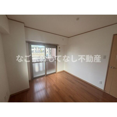 【寝室】 | サンファミリア