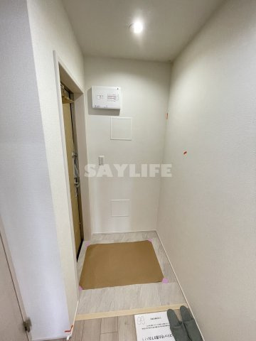 フジパレス八戸ノ里Ⅲ番館の玄関